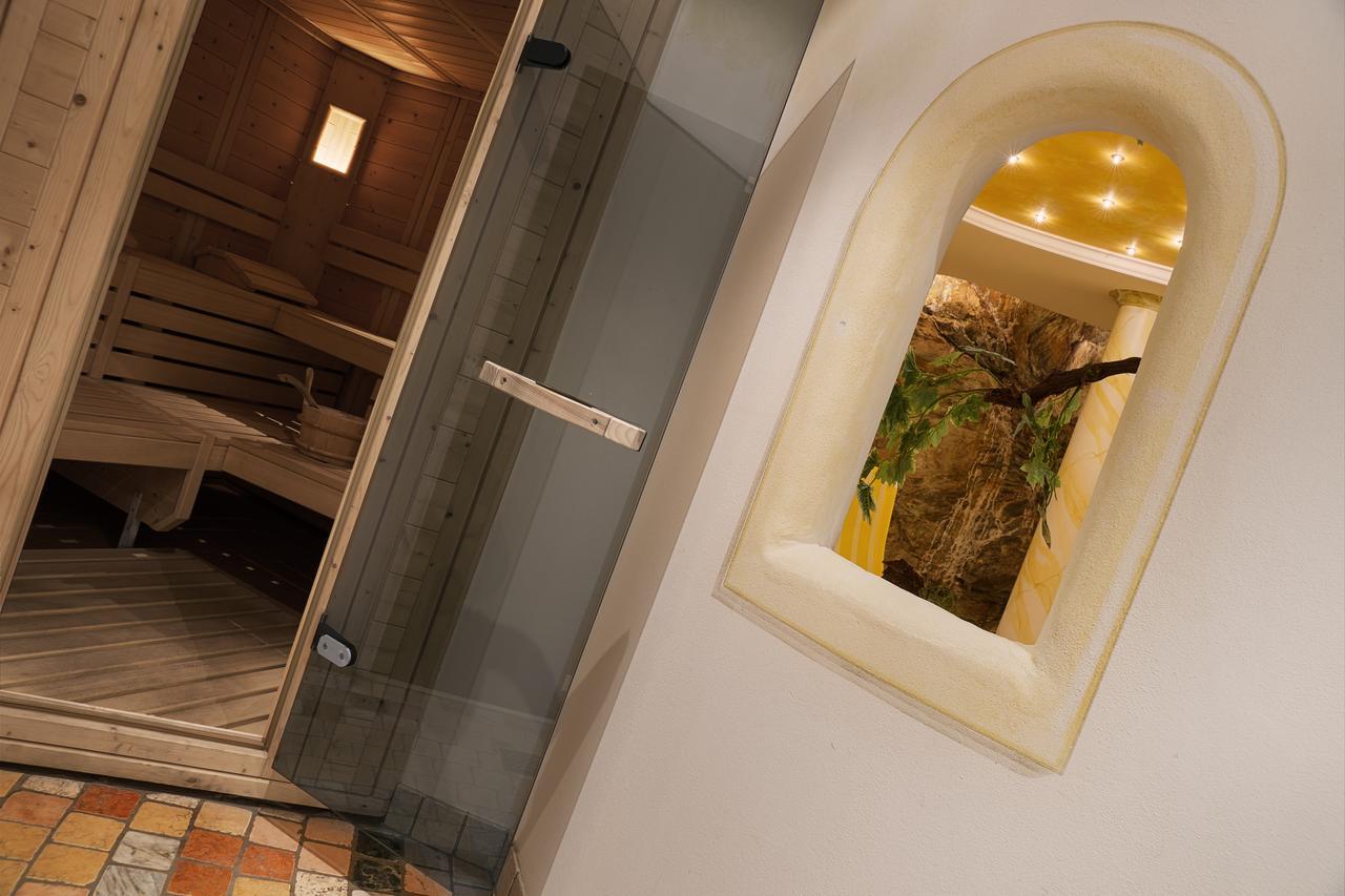 Hotel Schwarzer Adler Resia Dış mekan fotoğraf